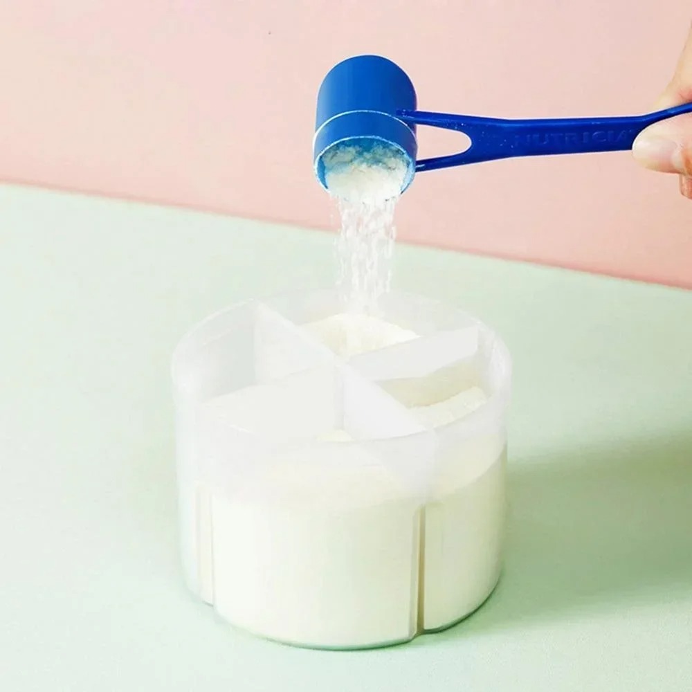 Baby Formula Dispenser on The  - Baby Food On The Go recension och pris